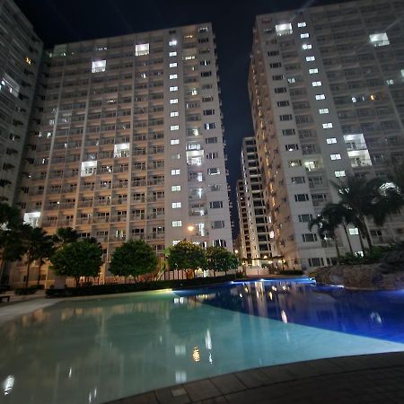 Ezbeds Mall Of Asia Manila Exterior photo